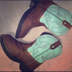 Girls justins boots